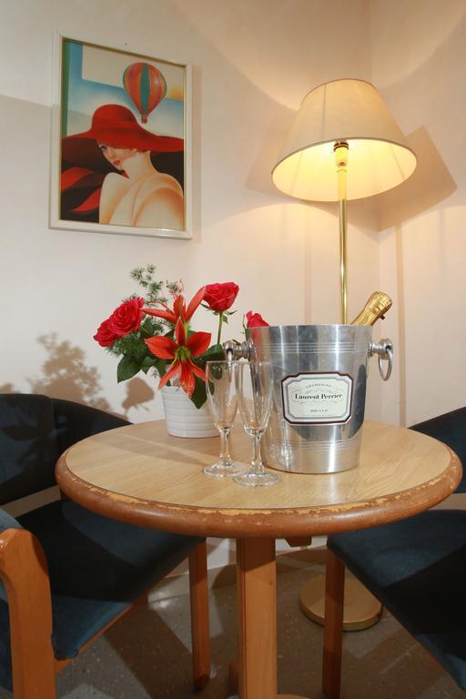 Hotel San Vitale メディチーナ エクステリア 写真